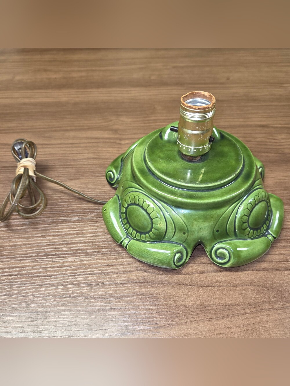 Vintage Ceramic Christmas Tree Base Lighted Atlantic Mold Green WORKS
